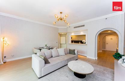 Apartment - 2 - 3 for rent in Al Anbara - Shoreline Apartments - Palm Jumeirah - Dubai