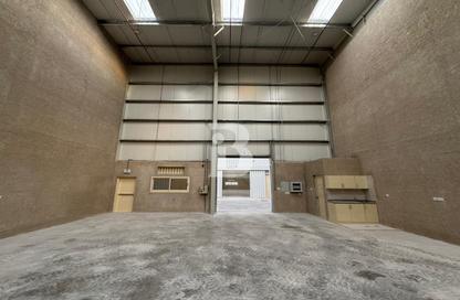 Warehouse - Studio for rent in Al Quoz Industrial Area - Al Quoz - Dubai