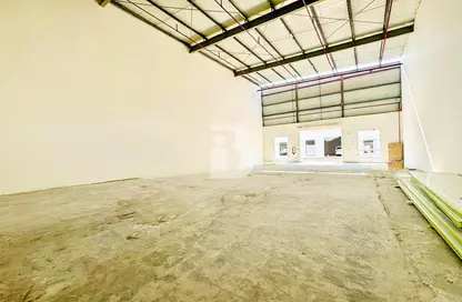 Warehouse - Studio for rent in Al Quoz Industrial Area - Al Quoz - Dubai