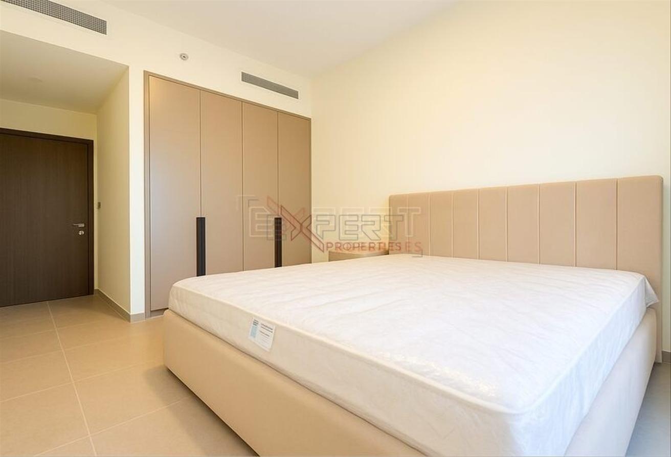 Furnished High-Floor Unit | Burj Khalifa Views photo 13
