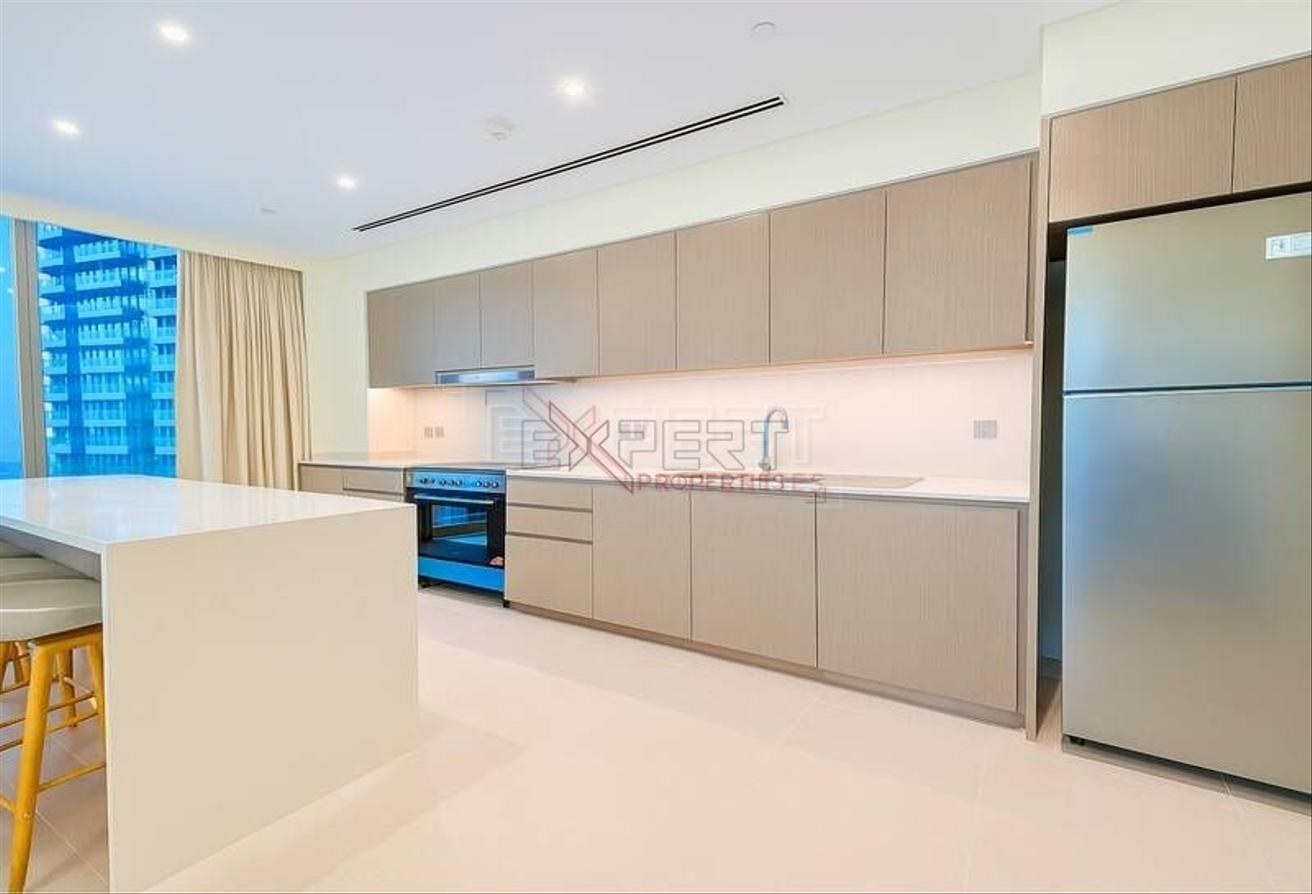 Furnished High-Floor Unit | Burj Khalifa Views photo 9