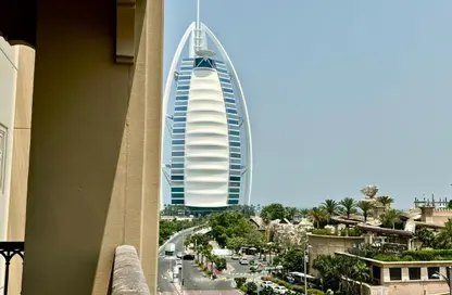 Apartment - 1 Bedroom - 1 Bathroom for sale in Lamtara 1 - Madinat Jumeirah Living - Umm Suqeim - Dubai