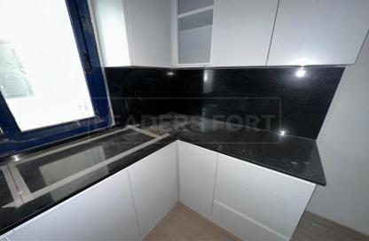 Apartment - Studio - 1 Bathroom for rent in Al Amir - Barsha Heights (Tecom) - Dubai