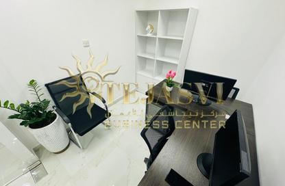Office Space - Studio - 1 Bathroom for rent in Reem Residency - Al Karama - Dubai