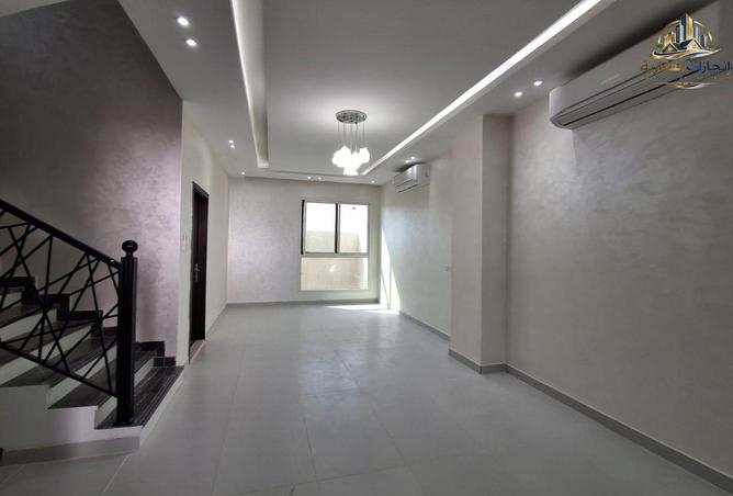 93148306 - Property Image 3