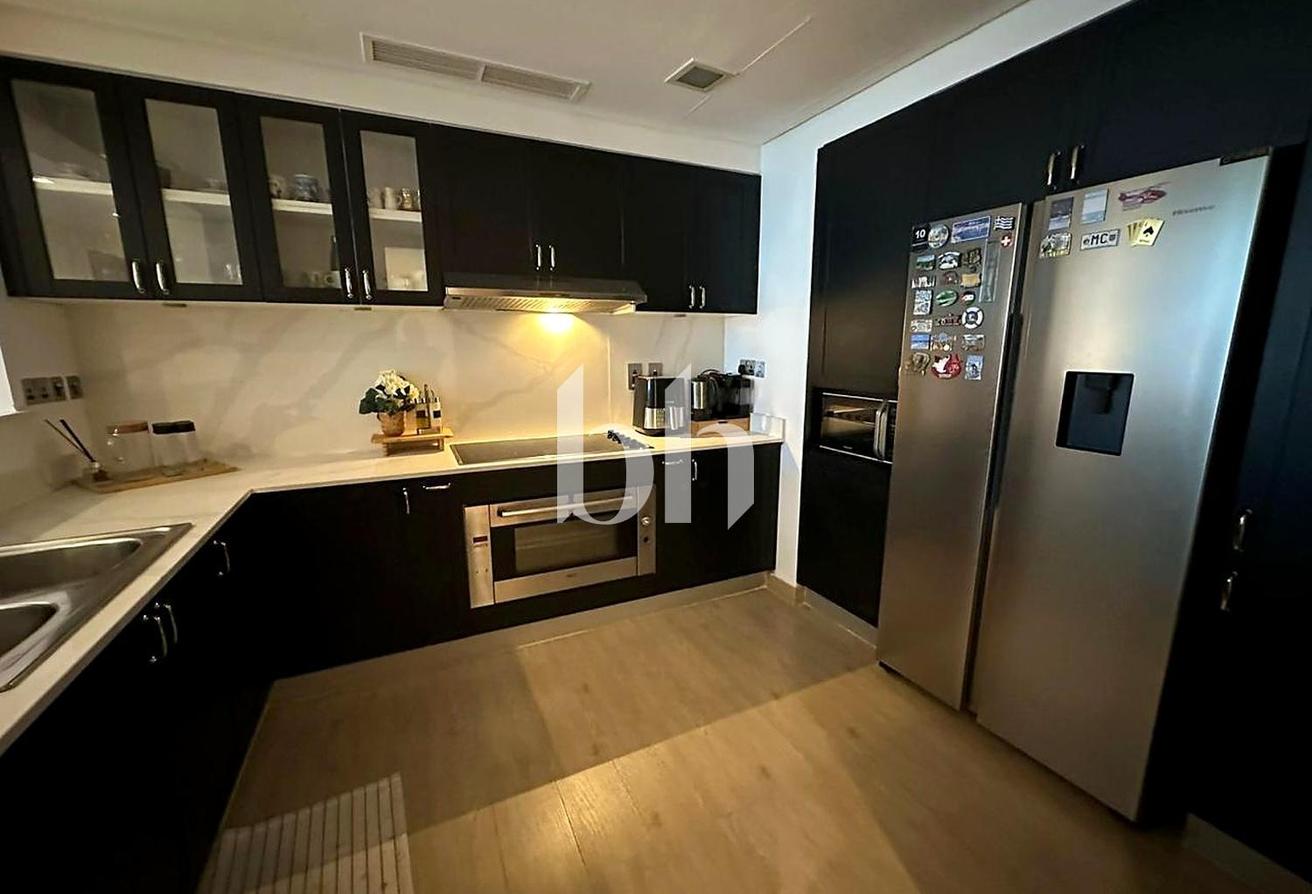 Huge Terrace | Furnished | Available photo 10