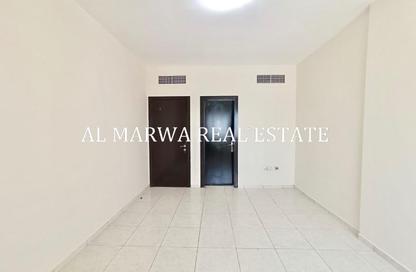 Apartment - 1 - 2 for rent in Al Nahda Complex - Al Nahda - Sharjah Apartment - 1 - 2 for rent in Al Nahda Complex - Al Nahda - Sharjah