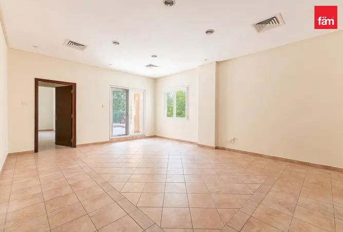 167005385 - Property Image 2