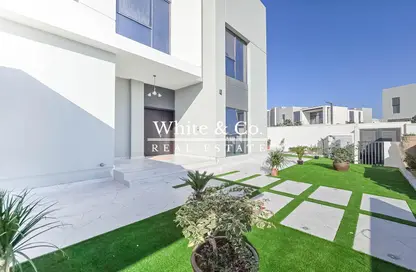 فيلا - 5 غرف نوم - 6 حمامات للايجار في مروج الفرجان - الفرجان - دبي