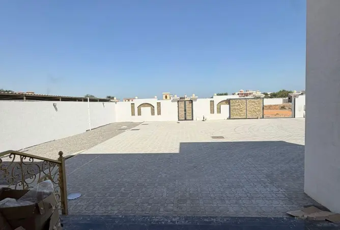 104119748 - Property Image 2