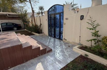 Villa - 5 - 7 for rent in Sharqan - Al Heerah - Sharjah