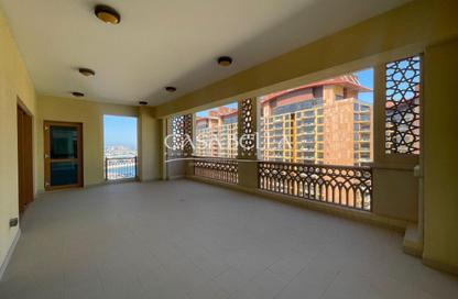 Apartment - 3 Bedrooms - 5 Bathrooms for rent in Marina Residences 6 - Marina Residences - Palm Jumeirah - Dubai