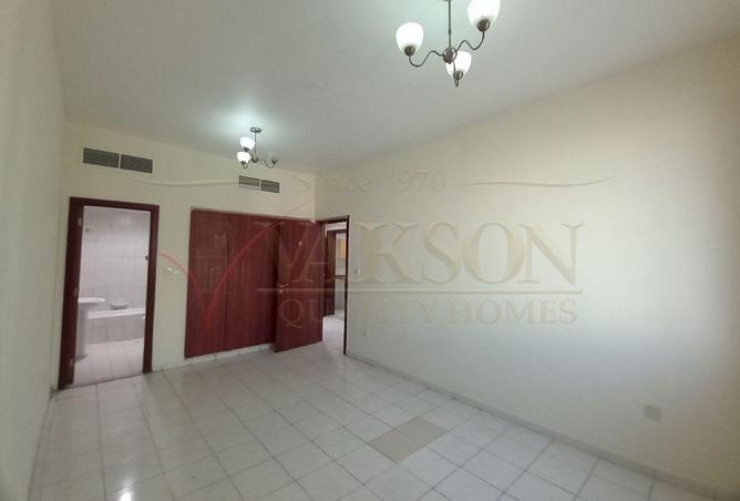 93994005 - Property Image 3