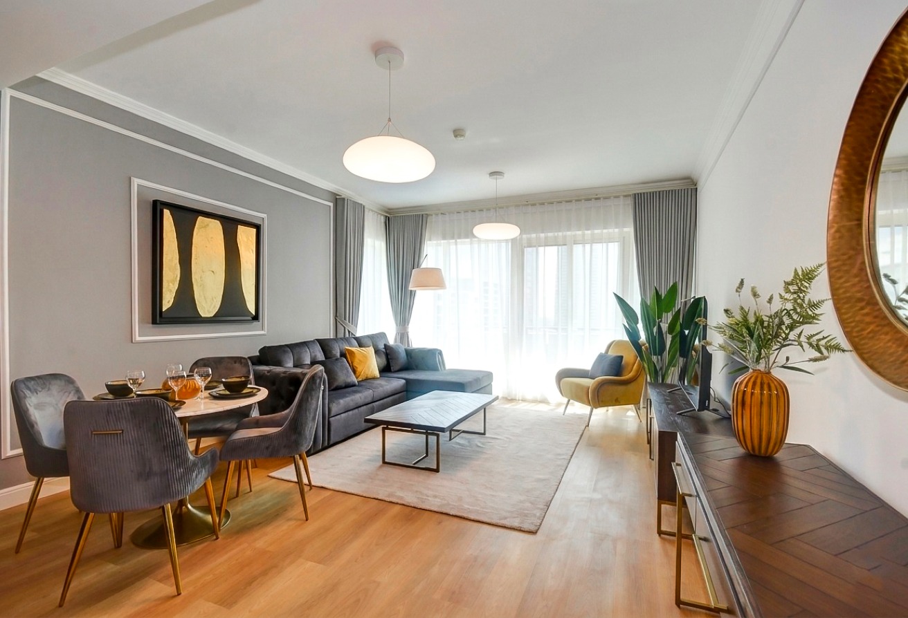 High Floor | Chiller Free | Multiple Cheques