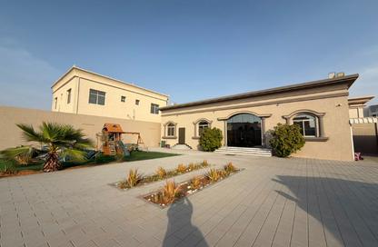 Villa - 2 Bedrooms - 3 Bathrooms for rent in Al Riffa - Ras Al Khaimah