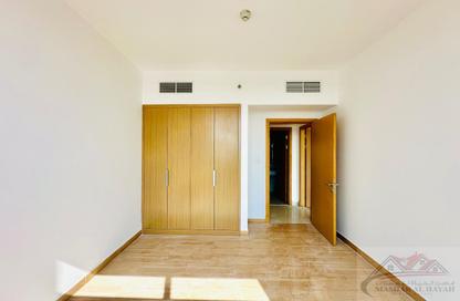 Apartment - 1 Bedroom - 2 Bathrooms for rent in Muwaileh 29 Building - Muwaileh - Sharjah