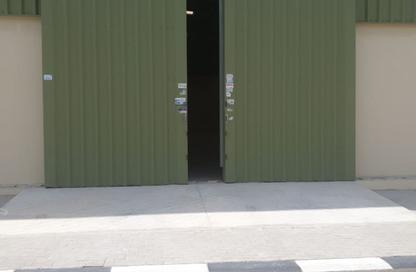 Warehouse - Studio - 2 for rent in Umm Al Thuoob - Umm Al Quwain