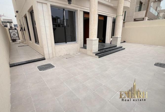 82823797 - Property Image 2