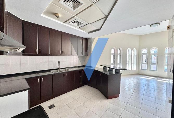 98707520 - Property Main Image