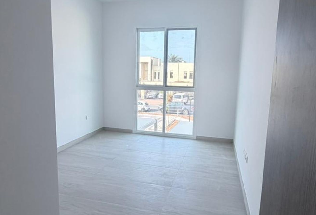 Prime Corner Villa | 3 BR | Great investment