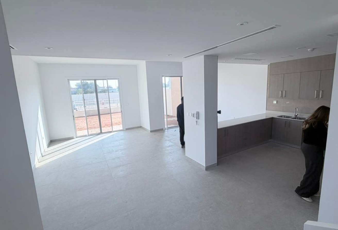 Prime Corner Villa | 3 BR | Great investment