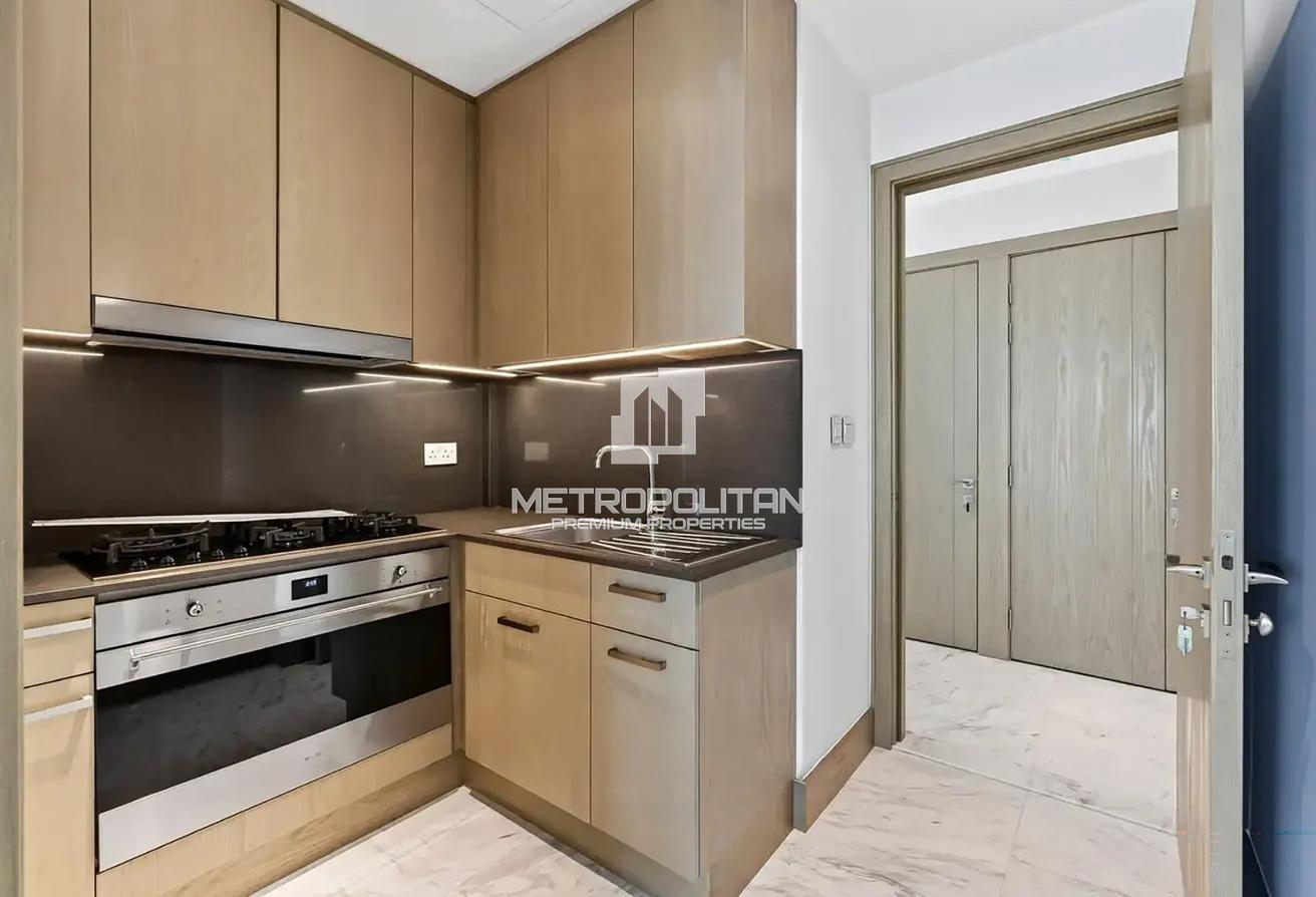 Large Penthouse | 360 Views | Ready to Move photo 6
