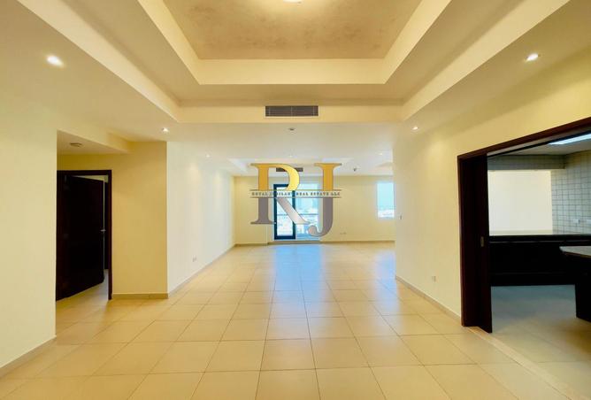 74241205 - Property Image 2