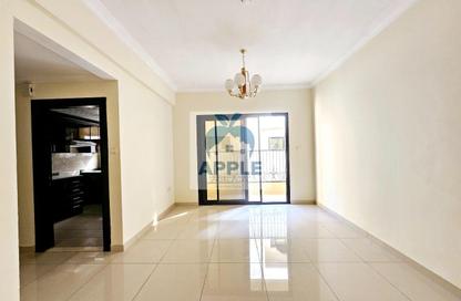 Apartment - 2 Bedrooms - 3 Bathrooms for rent in Muwaileh 3 Building - Muwaileh - Sharjah