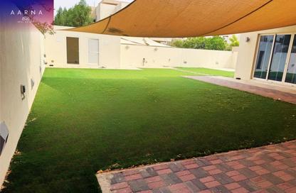Villa - 4 - 4 for rent in Veneto - Dubai Waterfront - Dubai