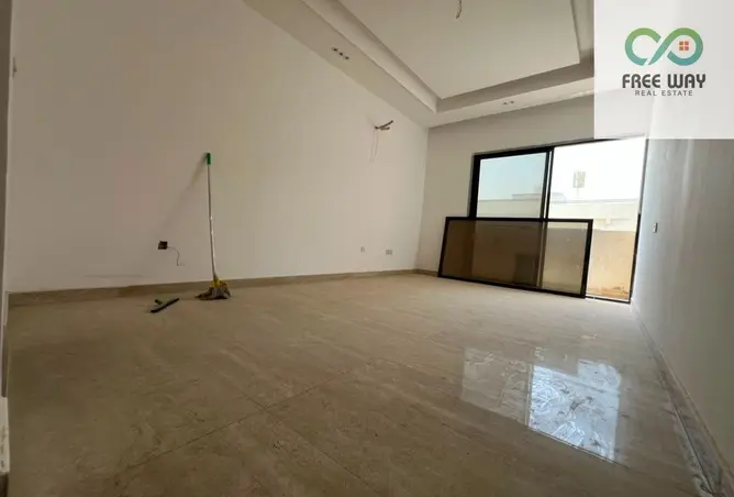 158693421 - Property Image 3