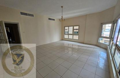 Apartment - 3 Bedrooms - 3 Bathrooms for rent in Al Majaz 1 - Al Majaz - Sharjah