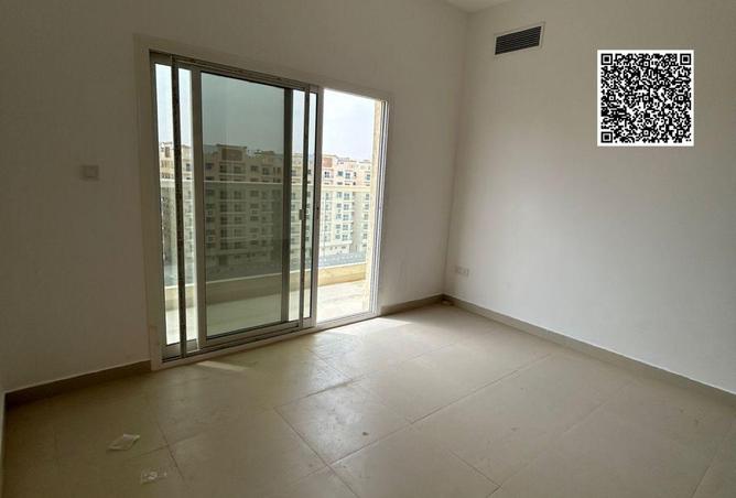 106426382 - Property Image 3