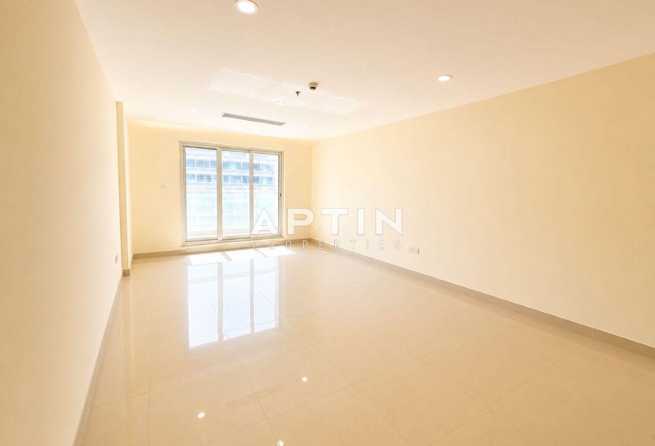 1 Month Free | Studio with Balcony | Pool & Gym photo 2