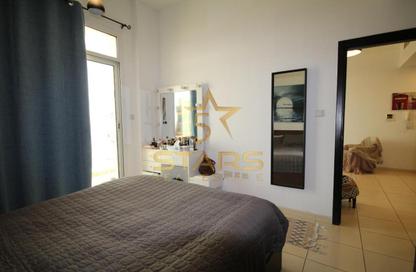 Apartment - 1 Bedroom - 2 Bathrooms for rent in Mazaya 25 - Queue Point - Liwan - Dubai Land - Dubai