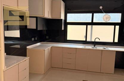 Villa - 5 Bedrooms - 7 Bathrooms for rent in Al Amira Village - Al Yasmeen - Ajman Villa - 5 Bedrooms - 7 Bathrooms for rent in Al Amira Village - Al Yasmeen - Ajman
