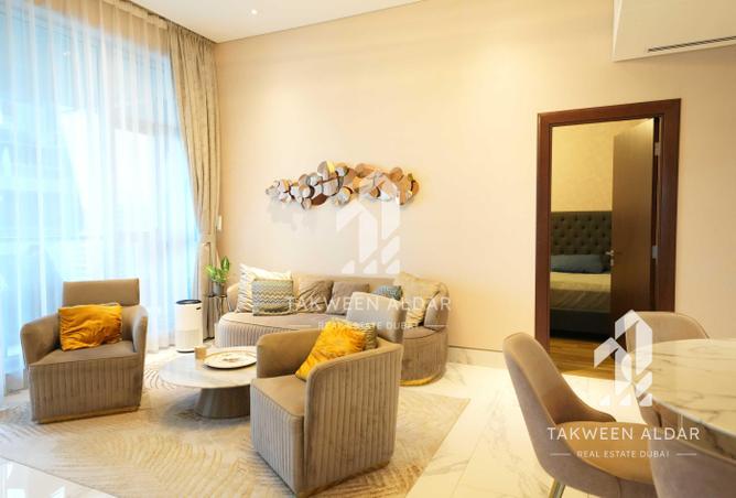 Fully Furnished | Canal View | Spacious Layout photo 2