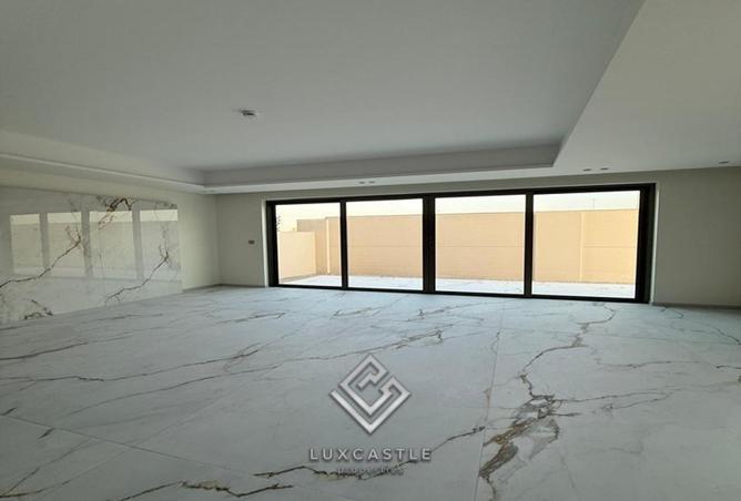 54930859 - Property Image 2