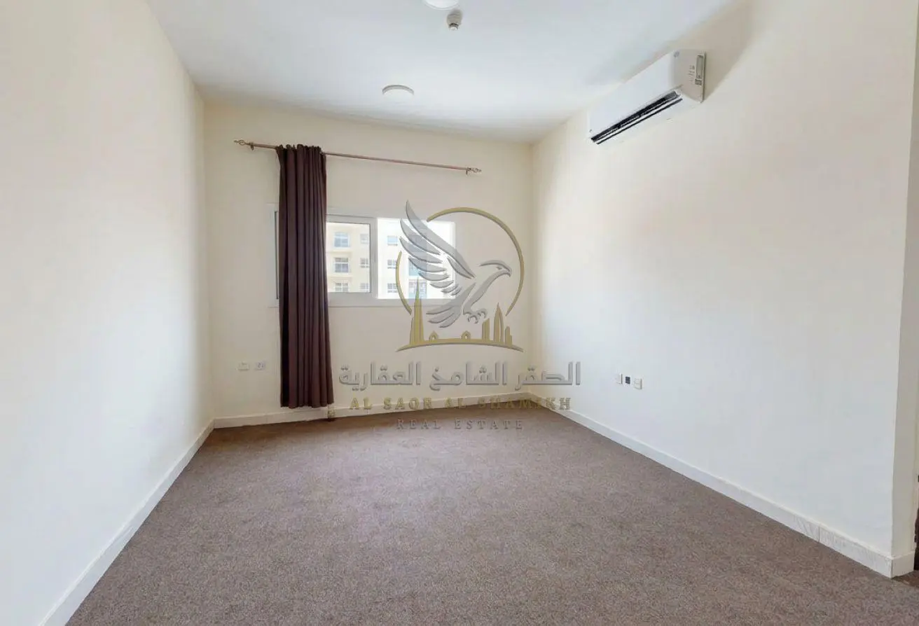 135649238 - Property Main Image
