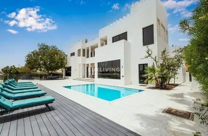 Villa - 6 Bedrooms - 7+ Bathrooms for rent in Signature Villas Frond L - Signature Villas - Palm Jumeirah - Dubai