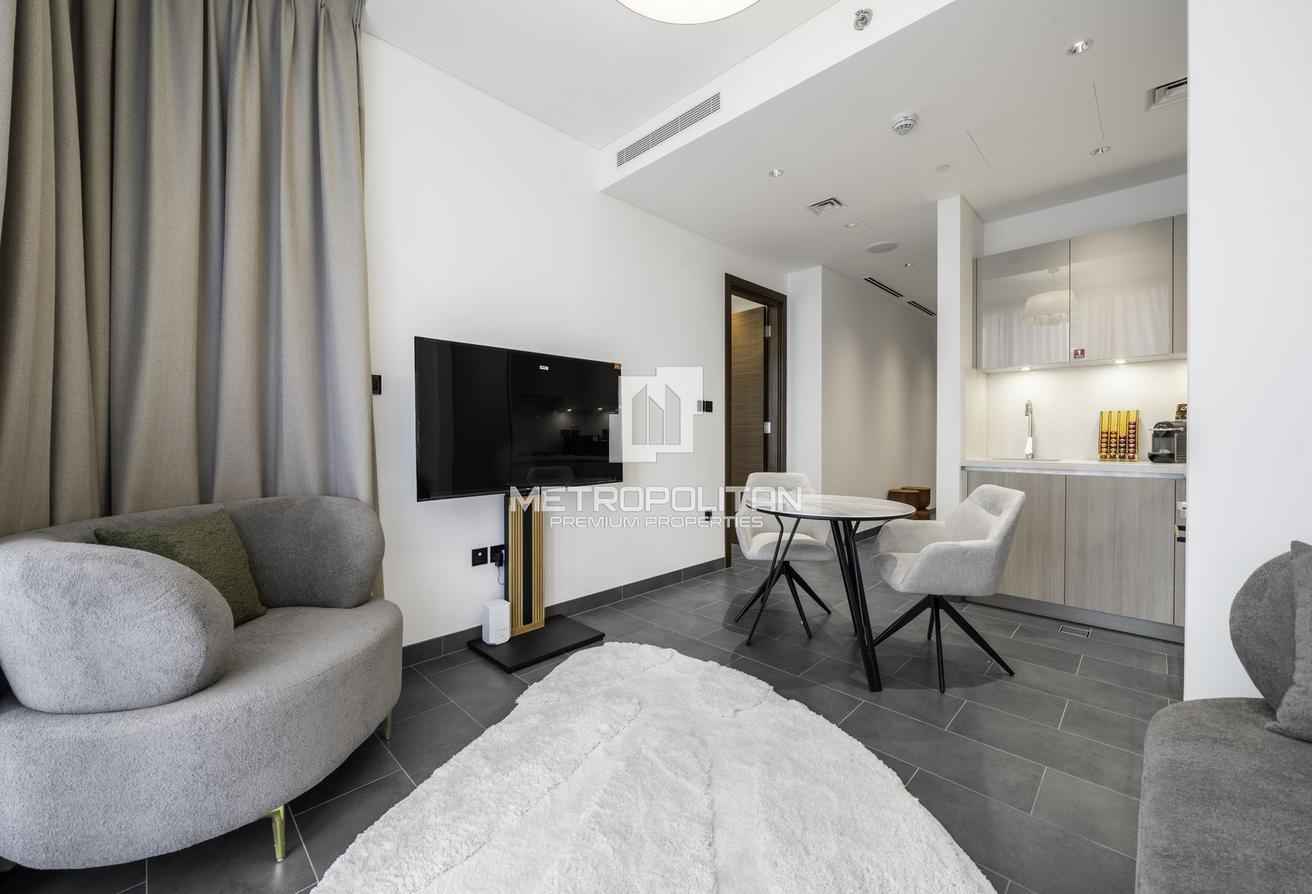 Ready to Move In | Spacious 1 Bed | Furnished photo 10