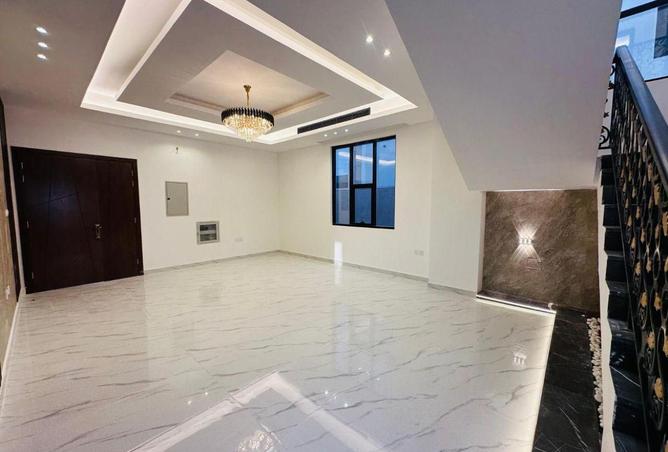 72729045 - Property Image 2