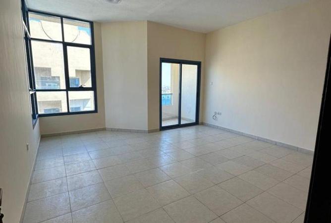 54407813 - صورة العقار 3