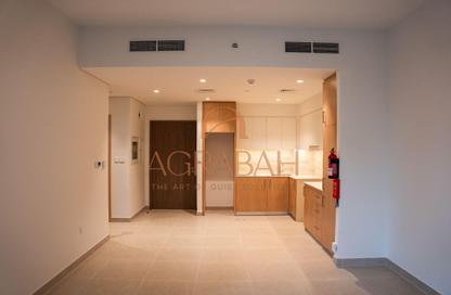 Apartment - 1 Bedroom - 1 Bathroom for sale in Seagate Building 2 - Seagate - Mina Rashid - Dubai