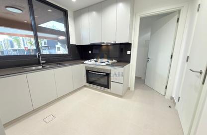 Townhouse - 4 - 5 for rent in Saro - Masaar - Tilal City - Sharjah