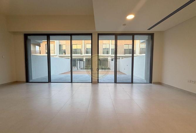 82809333 - الصورة الرئيسية للعقار