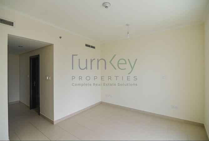 73853021 - Property Image 3