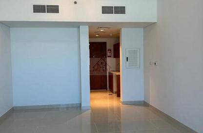Apartment - Studio - 1 Bathroom for rent in Julphar Residence - Al Reem Island - Abu Dhabi Apartment - Studio - 1 Bathroom for rent in Julphar Residence - Al Reem Island - Abu Dhabi