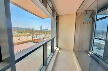 Apartment - 2 - 3 for rent in Airport View Building - Al Garhoud - Dubai