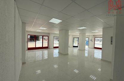 Shop - Studio - 1 for rent in Abu Shagara building - Abu shagara - Sharjah