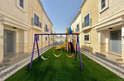 Villa - 4 Bedrooms - 4 Bathrooms for rent in Mirdif Villas - Mirdif - Dubai Villa - 4 Bedrooms - 4 Bathrooms for rent in Mirdif Villas - Mirdif - Dubai